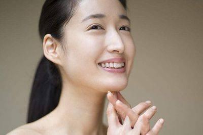 对感情忠诚专一的女人都有哪些面相特征可以娶